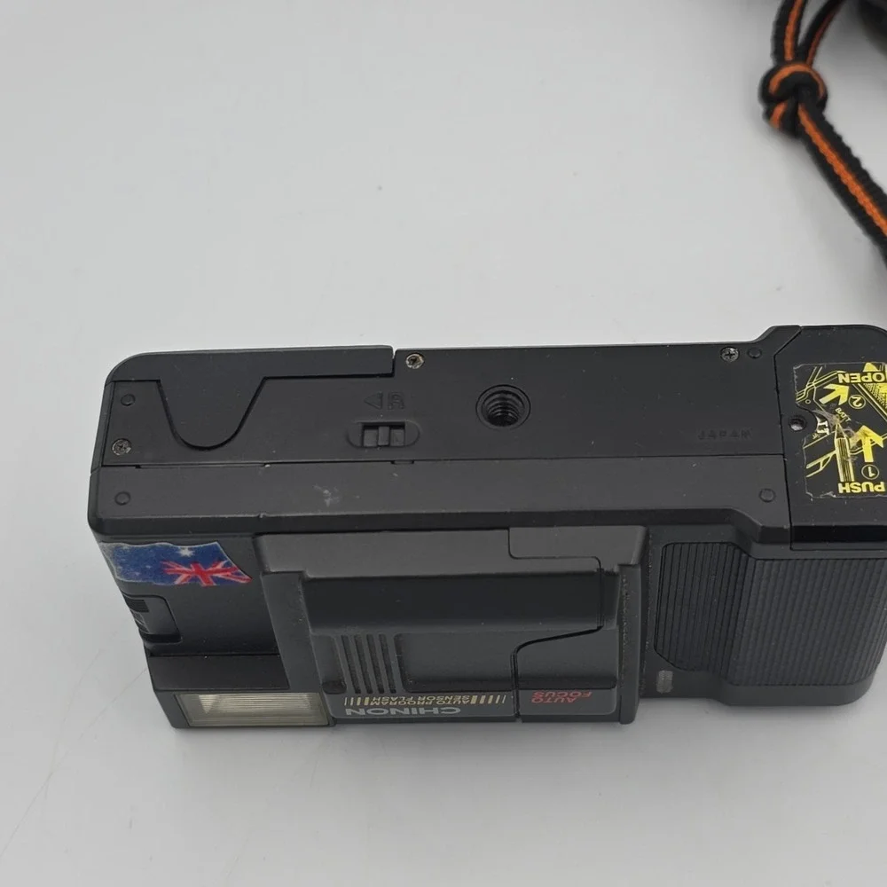 Chinon Auto 1001 DX 35mm Point & Shoot Film Camera Untested Parts Or Repair